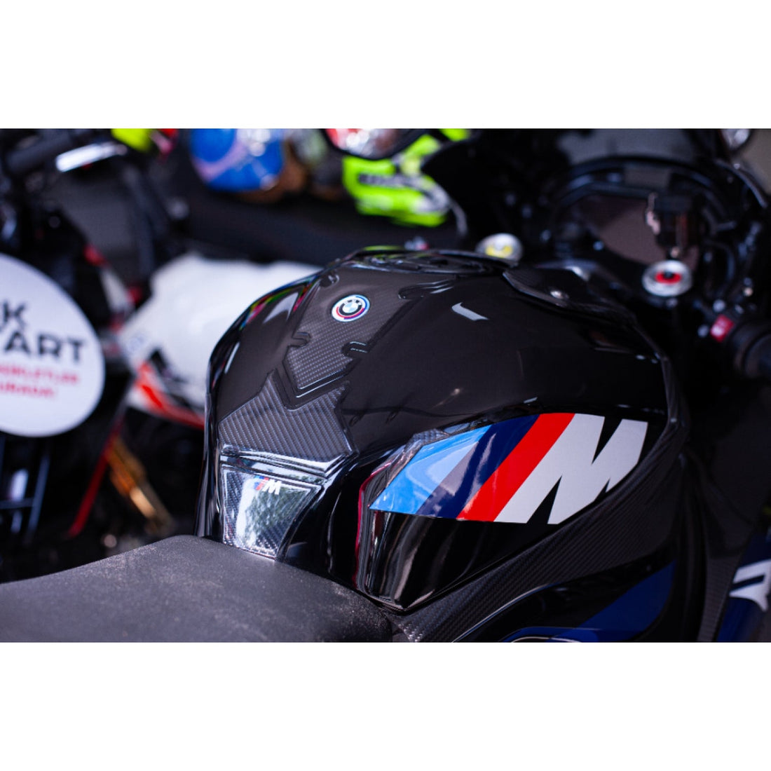 Grippatch BMW S1000RR (2023-2024) ile Uyumlu Ultimate Kaydırmaz 28 Parça Tank Pad Seti GTC05