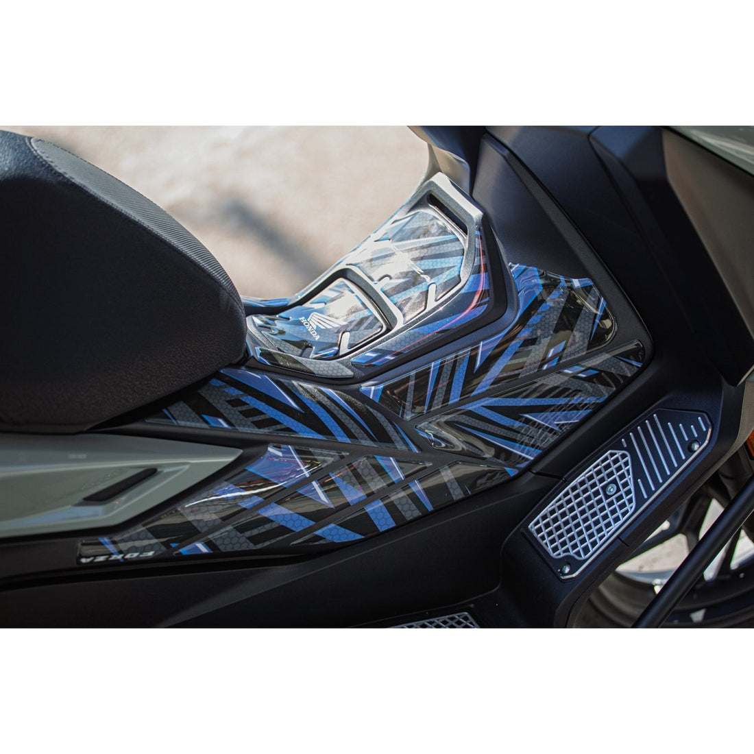 Grippatch Honda Forza 250 (2025) ile Uyumlu Renkli Tank Pad Seti 18 Parça GC20-MS