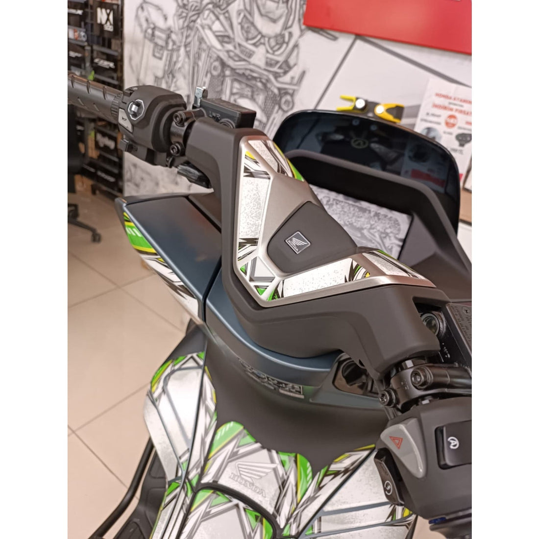 Grippatch Honda PCX 125 (2025) ile Uyumlu 43 Parça Tank Pad Seti GC40-B-S