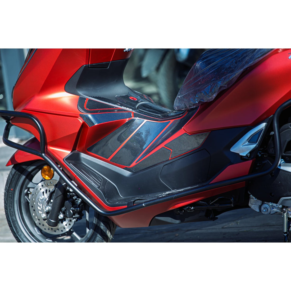 Grippatch Honda PCX 125 (2025) ile Uyumlu Kaydırmaz 6D Karbon 44 Parça Tank Pad Seti GC40