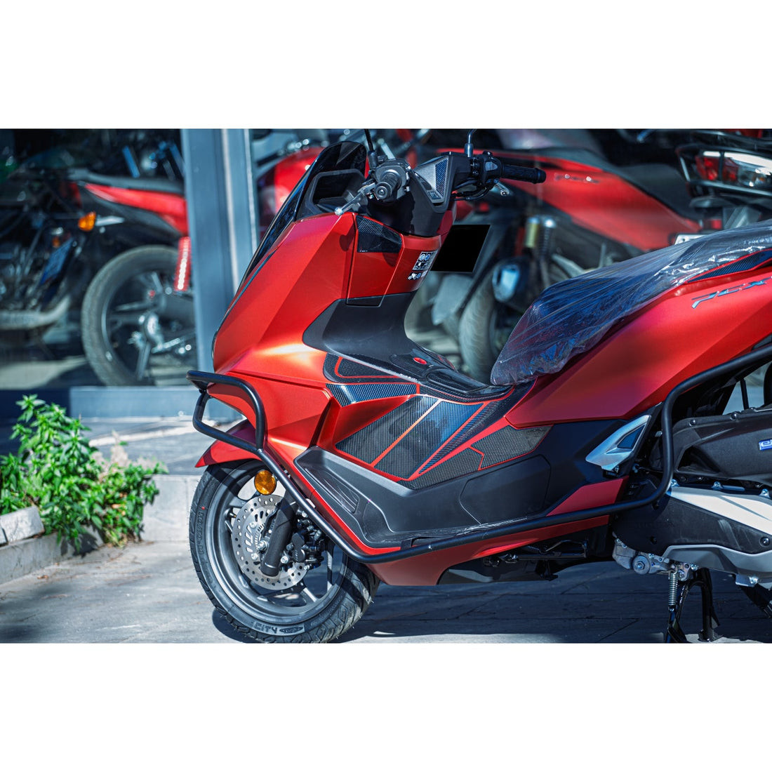 Grippatch Honda PCX 125 (2025) ile Uyumlu Kaydırmaz 6D Karbon 44 Parça Tank Pad Seti GC40