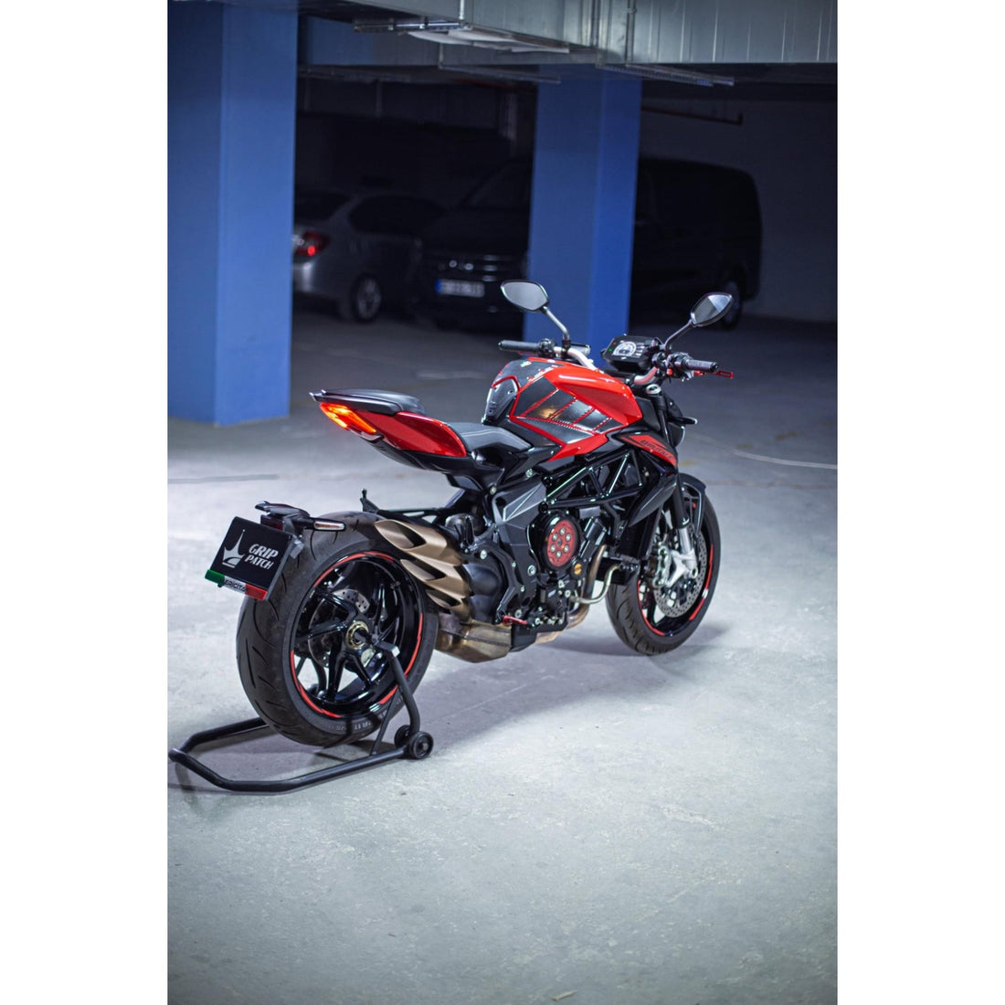 Grippatch MV Agusta Brutale 800 ile Uyumlu Kaydırmaz 6D Karbon 20 Parça Tank Pad Seti GC93