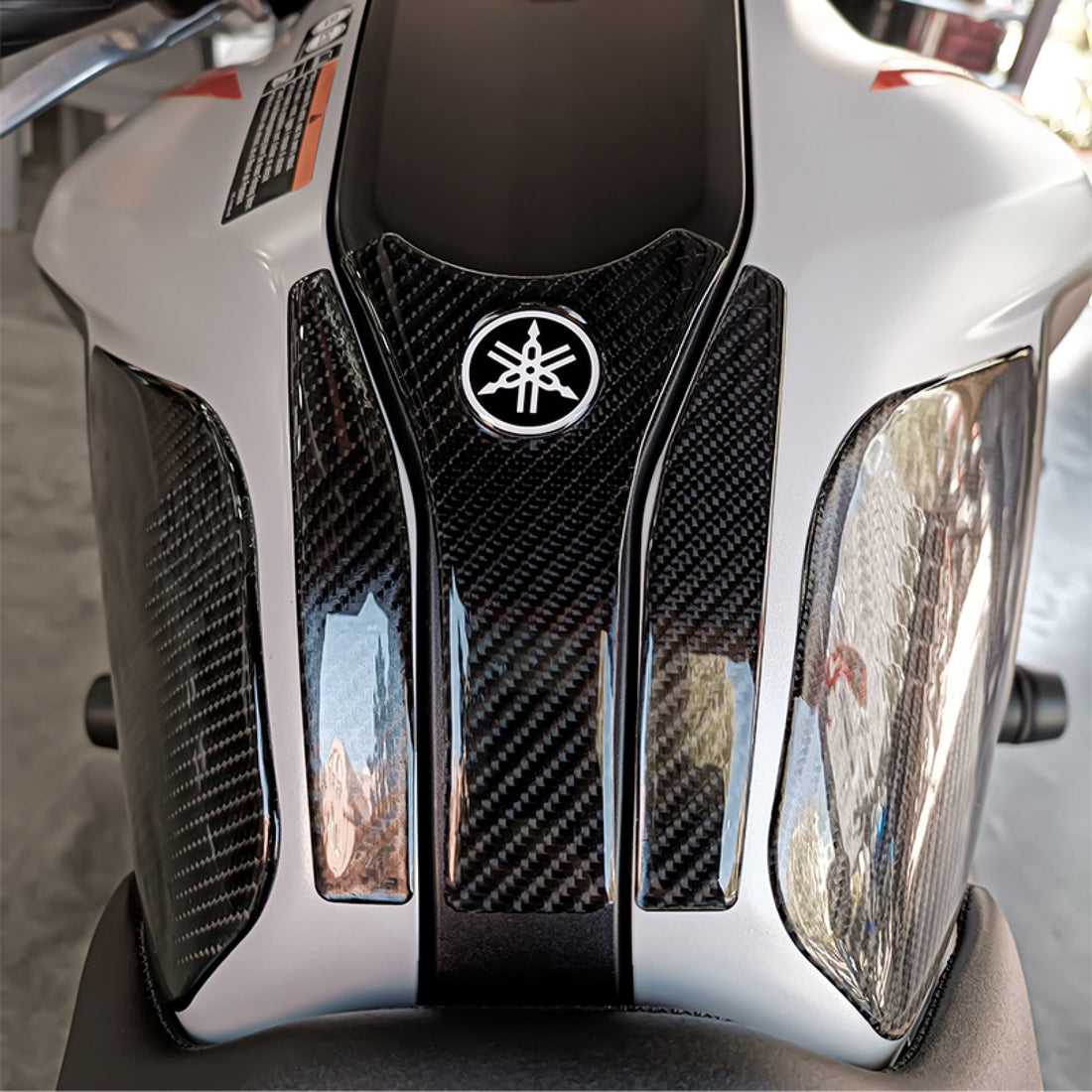 Grippatch Yamaha MT-07 (2019) ile Uyumlu Kaydırmaz 6D Karbon 9 Parça Tank Pad Seti GC13